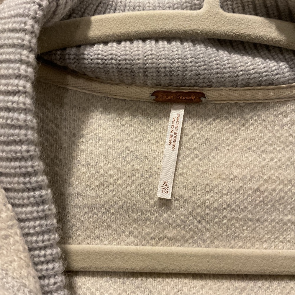 Free People Gray and Cream Knit Sweater - Picture 5 of 5
